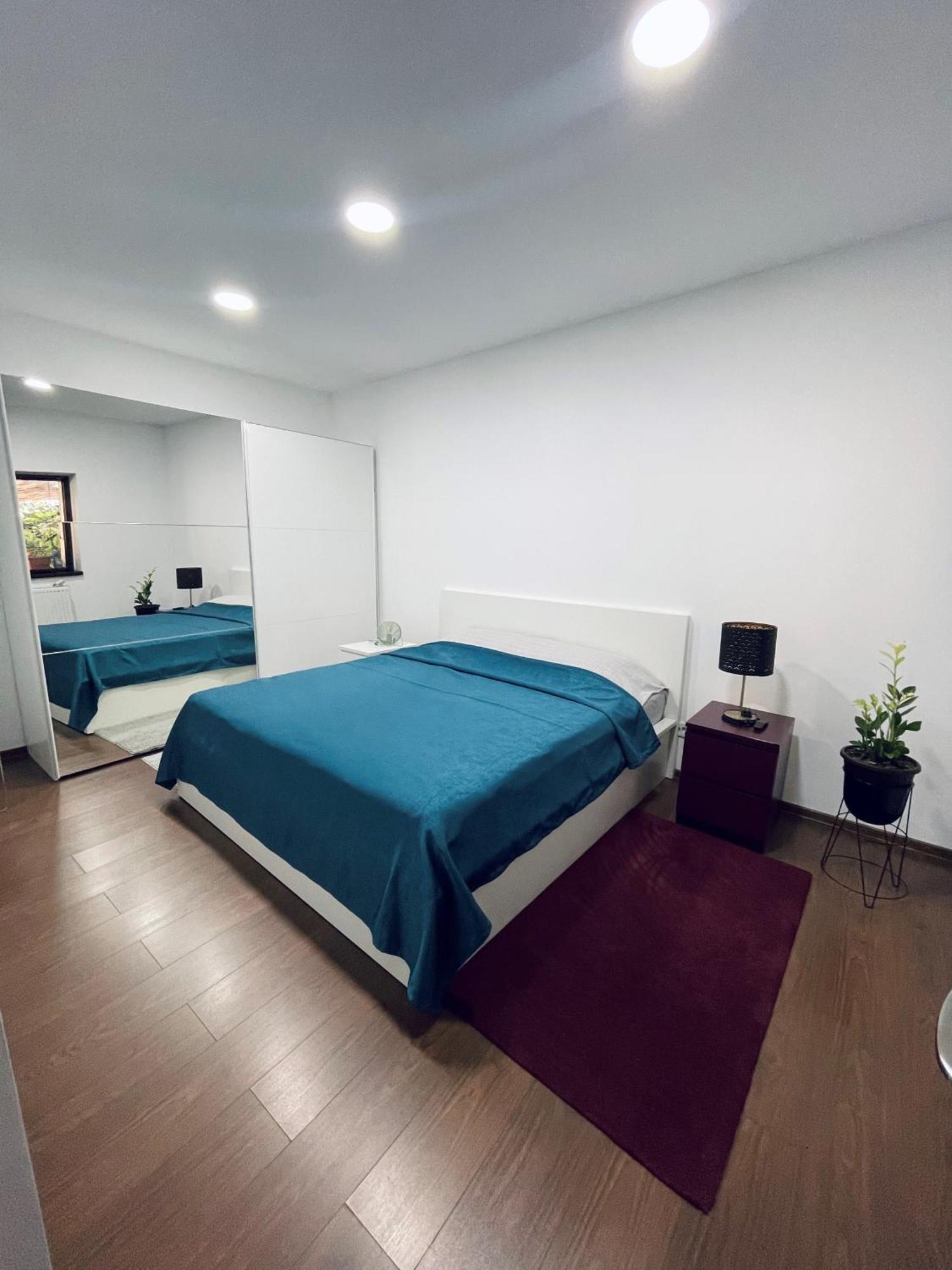 City Garden Apartments Bukarest Eksteriør billede